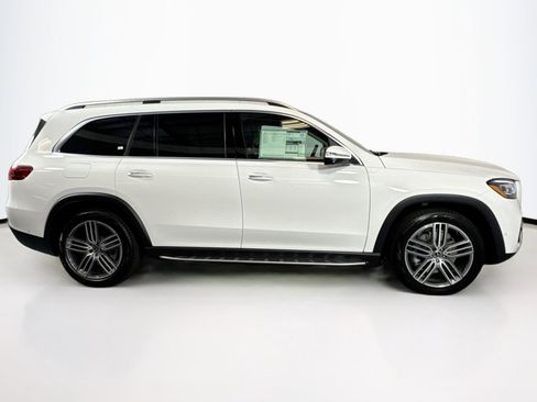 New 2026 Mercedes-Benz GLS 450 4MATIC image 4