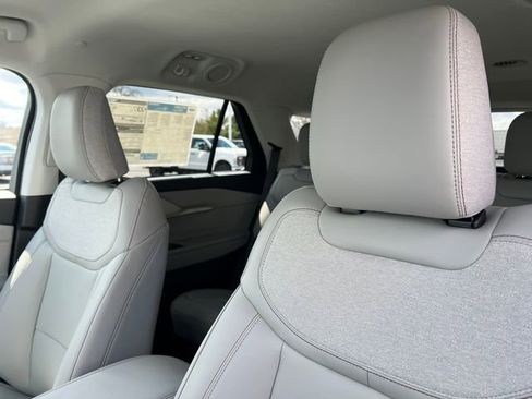 New 2026 Ford Explorer Active image 14