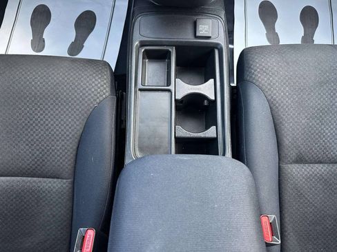 Used 2016 Honda CR-V LX image 29