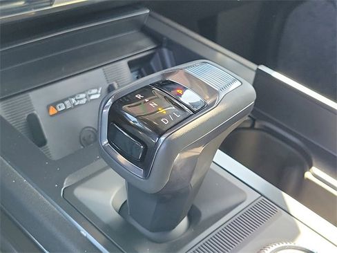 New 2026 GMC Hummer EV 4x4 Crew Cab image 24