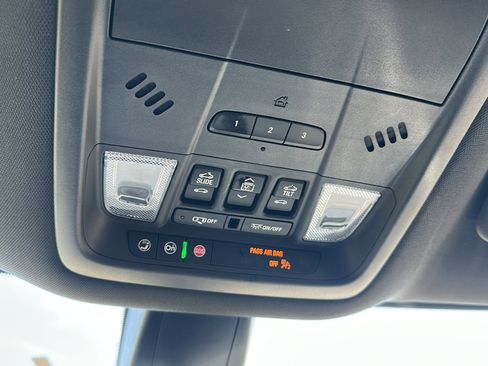 Used 2023 Buick Enclave Premium w/ Experience Buick Package image 39