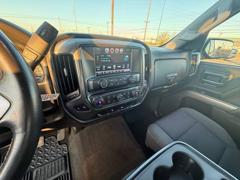 Used 2018 Chevrolet Silverado 1500 LT w/ All Star Edition image 16