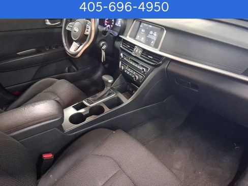 Used 2020 Kia Optima LX image 8