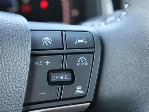 Certified 2025 Toyota Camry SE image 27