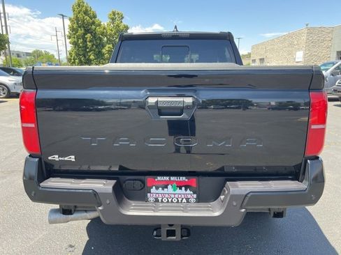 New 2025 Toyota Tacoma SR5 image 7
