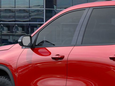 New 2026 Chevrolet Traverse Z71 w/ Enhanced Driving Package image 12