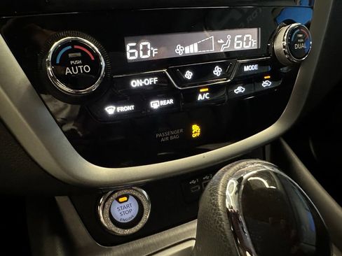 Used 2023 Nissan Murano SV w/ SV Midnight Edition Package AWD/4WD image 15