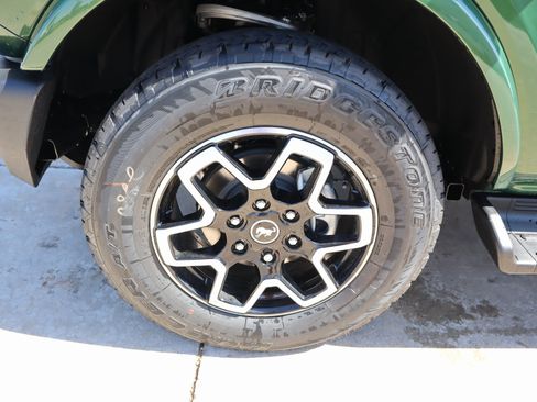 New 2025 Ford Bronco Outer Banks image 18