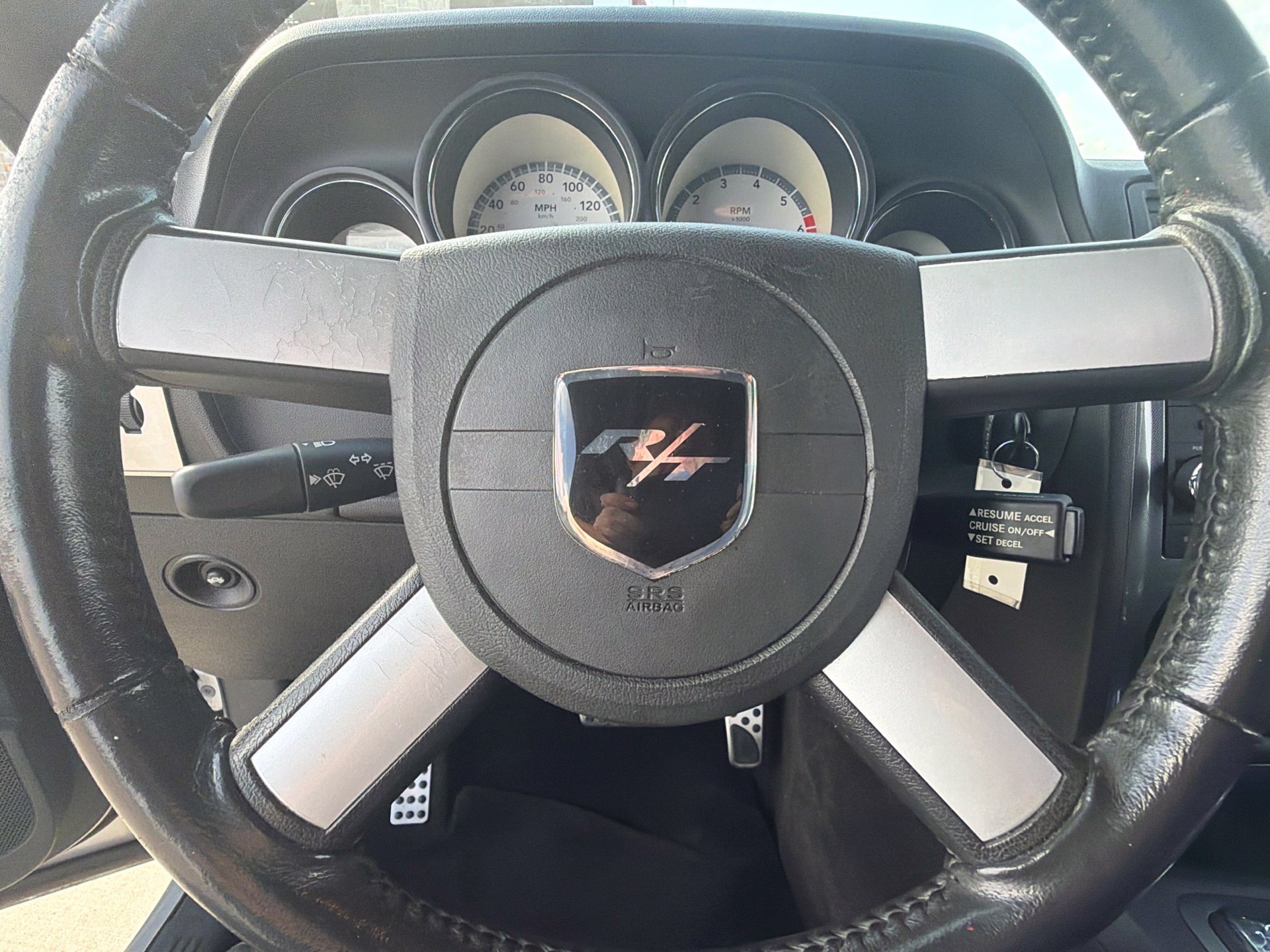 Used 2009 Dodge Challenger R/T RWD image 11