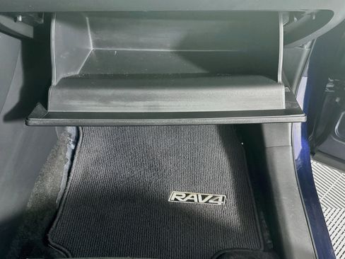 Used 2023 Toyota RAV4 XLE w/ Convenience Package FWD image 32