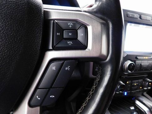 Used 2018 Ford F150 Platinum w/ Equipment Group 701A Luxury image 40