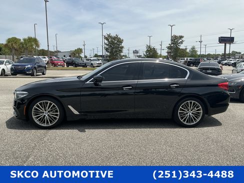 Used 2017 BMW 530i RWD image 2