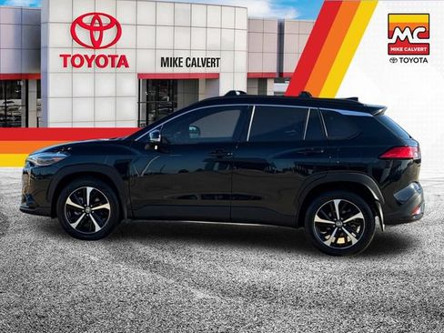 Certified 2025 Toyota Corolla Cross AWD Hybrid w/ Convenience Package image 2