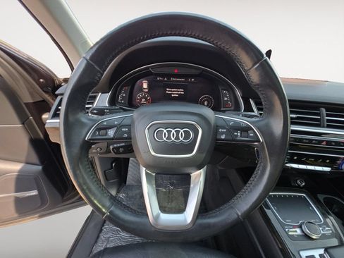 Used 2019 Audi Q7 3.0T Premium Plus w/ Premium Plus Package AWD/4WD image 13