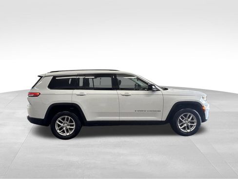 Certified 2022 Jeep Grand Cherokee L Laredo w/ Luxury Tech Group I AWD/4WD image 8