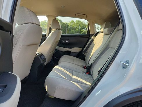 Certified 2026 Honda HR-V LX image 10
