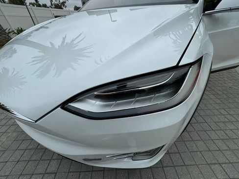 Used 2020 Tesla Model X Long Range AWD/4WD image 35