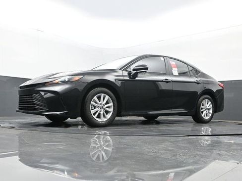New 2026 Toyota Camry LE FWD image 26
