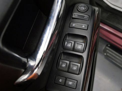 Used 2015 GMC Sierra 3500 SLE AWD/4WD image 14