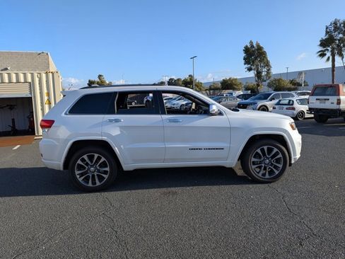 Used 2018 Jeep Grand Cherokee Overland w/ Interior Metal Package image 4