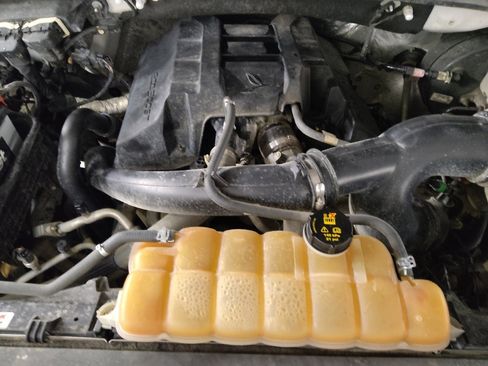 Used 2015 Ford F150 XLT w/ Equipment Group 302A Luxury image 30