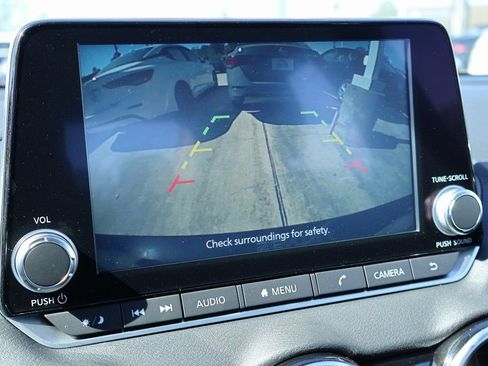 New 2025 Nissan Sentra SV image 4