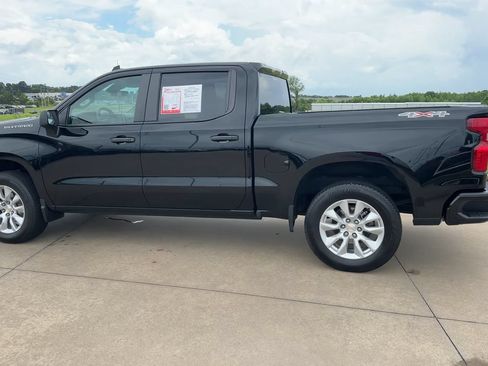 Used 2025 Chevrolet Silverado 1500 Custom AWD/4WD image 6