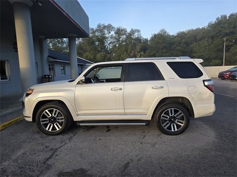 Used 2024 Toyota 4Runner Limited image 10