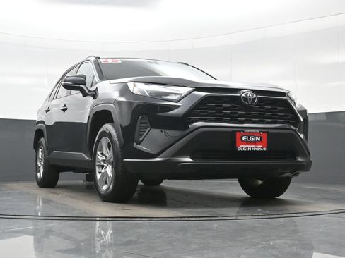 Used 2025 Toyota RAV4 XLE AWD/4WD image 26