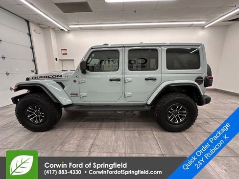 Used 2024 Jeep Wrangler Unlimited Rubicon image 2