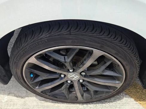 Used 2020 Honda Civic Sport image 9