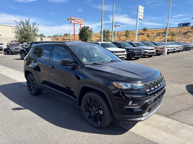 New 2026 Jeep Compass Latitude AWD/4WD image 7
