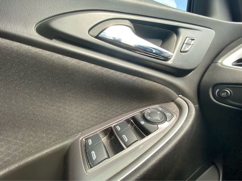 Used 2023 Chevrolet Malibu RS w/ LPO, Floor Liner Package FWD image 20