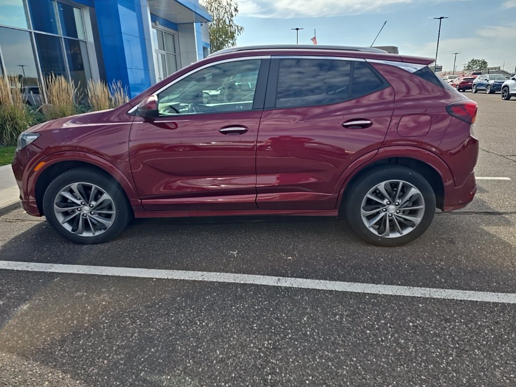 Used 2023 Buick Encore GX Select w/ Sport Touring Package AWD/4WD image 8