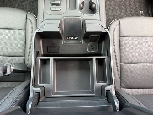 New 2026 GMC Sierra 1500 Denali AWD/4WD image 35
