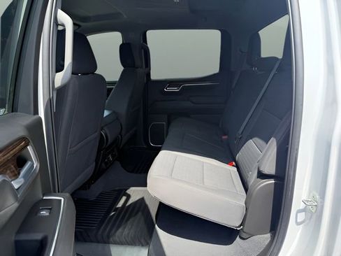Used 2022 GMC Sierra 1500 SLE AWD/4WD image 8
