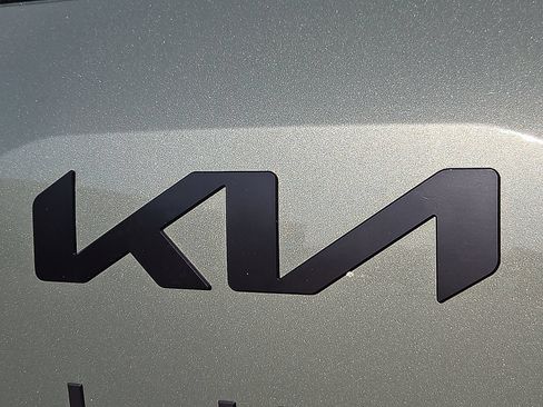 Used 2025 Kia Telluride SX Prestige X-Line AWD/4WD image 9