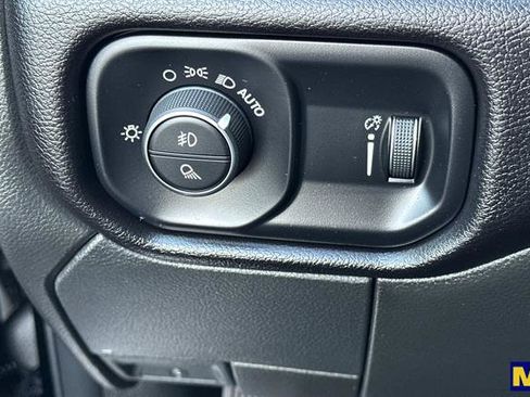 Used 2024 RAM 2500 Big Horn w/ Bed Utility Group image 34