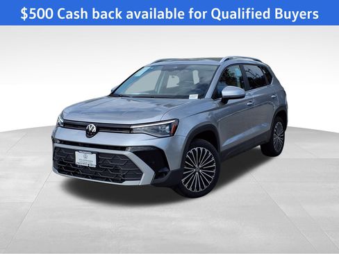 New 2026 Volkswagen Taos SE image 1