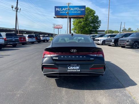New 2026 Hyundai Elantra Sport FWD image 6