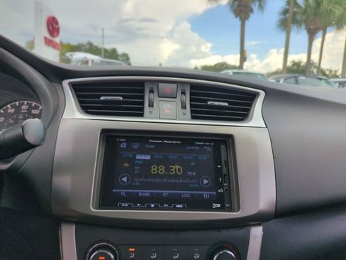 Used 2015 Nissan Sentra S FWD image 13