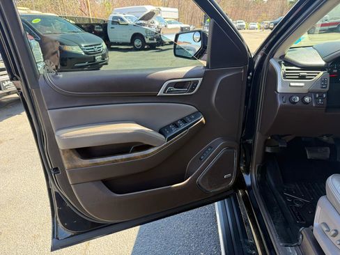 Used 2018 GMC Yukon XL Denali w/ Denali Ultimate Package image 34