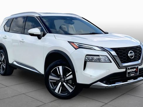 Used 2021 Nissan Rogue Platinum FWD image 3