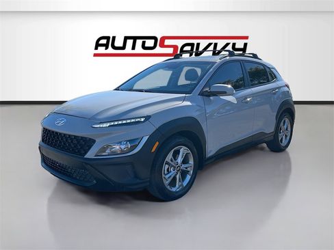 Used 2023 Hyundai Kona SEL w/ Convenience Package image 3