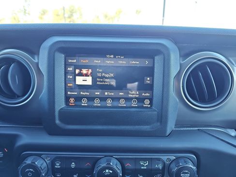 Used 2018 Jeep Wrangler Unlimited Sport S image 23