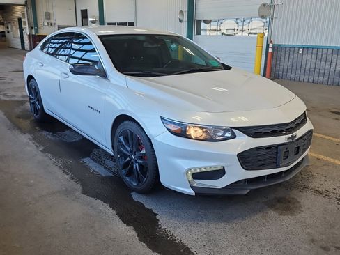 Used 2018 Chevrolet Malibu LT image 5