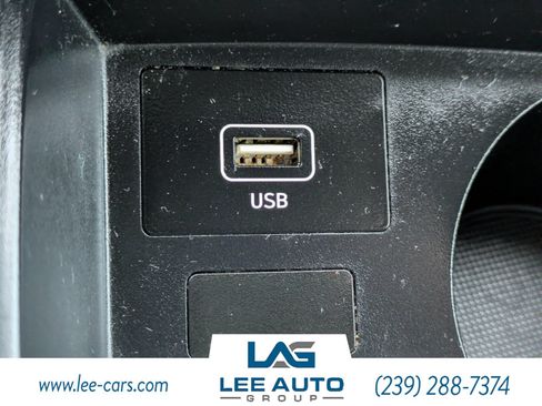 Used 2022 Hyundai Santa Fe SE FWD image 25