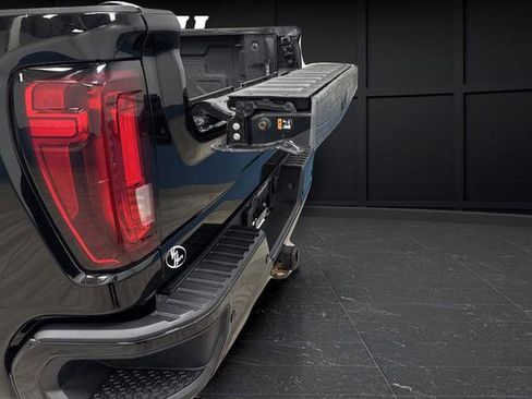 Used 2023 GMC Sierra 2500 AT4 w/ AT4 Preferred Package image 16