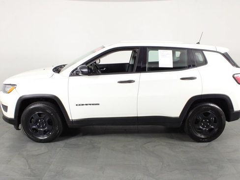 Used 2018 Jeep Compass Sport FWD image 13