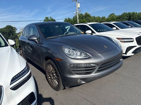 Used 2012 Porsche Cayenne S AWD/4WD image 4